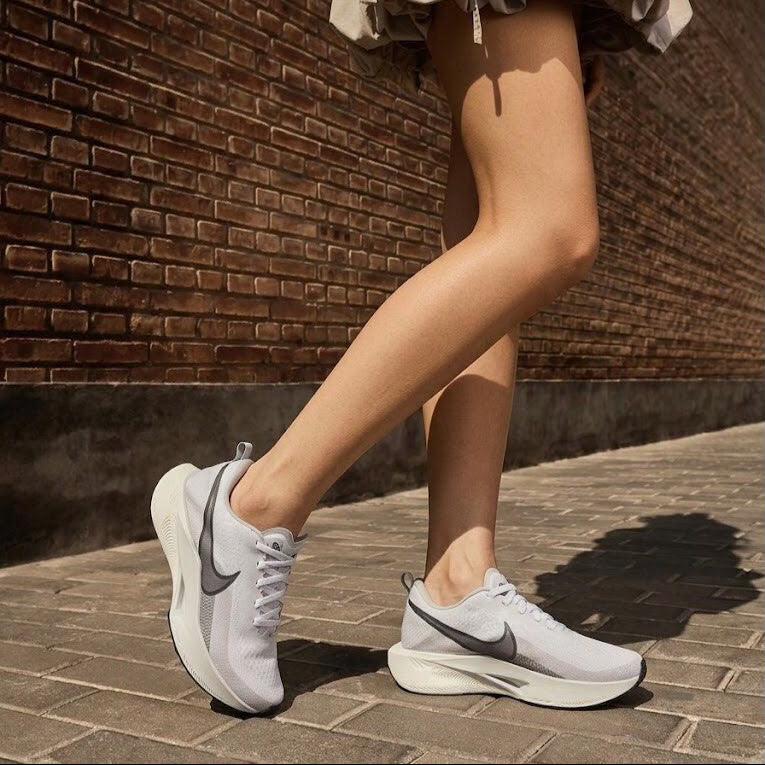 NIKE ZOOM - UNISEX